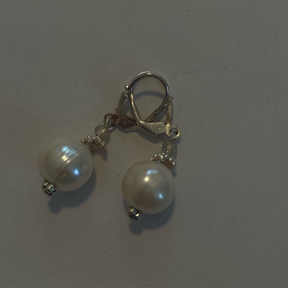 Elegant Pearl Drop Earrings